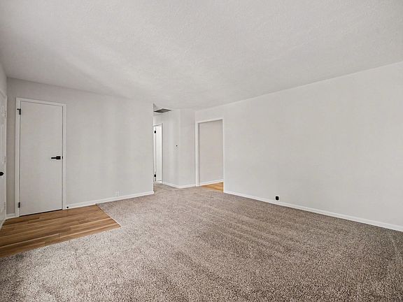 3rd image of 338 Hickory Ave