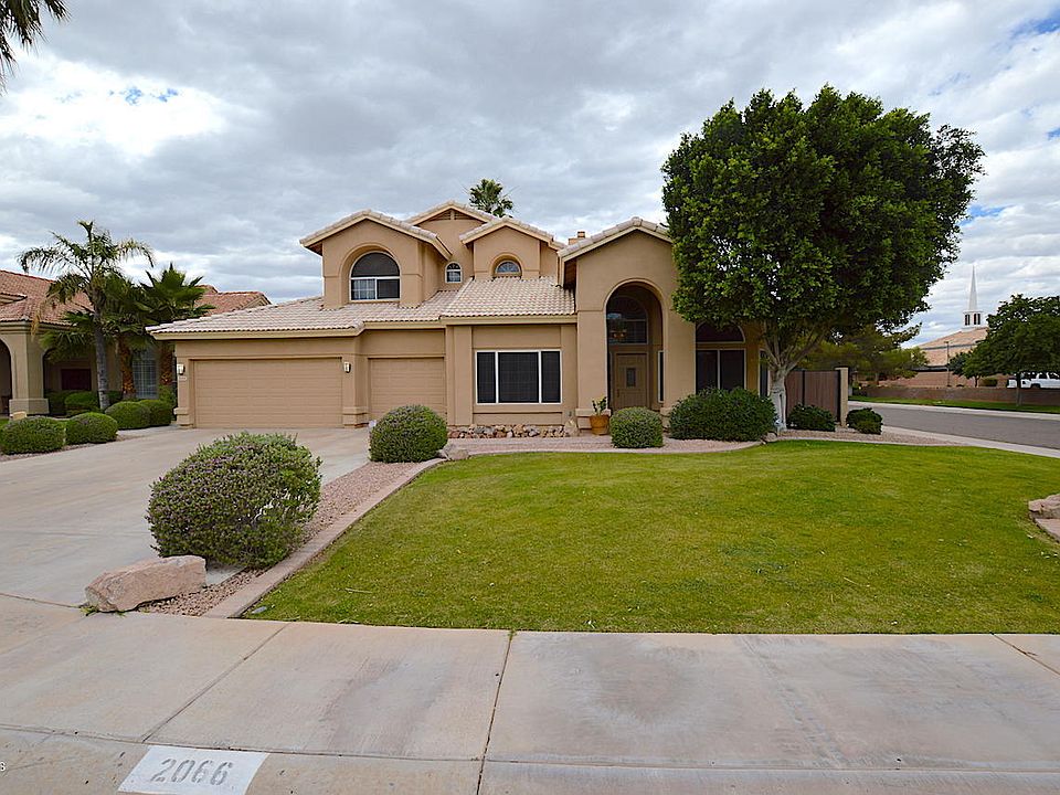 1st image of 2066 E La Salle Way