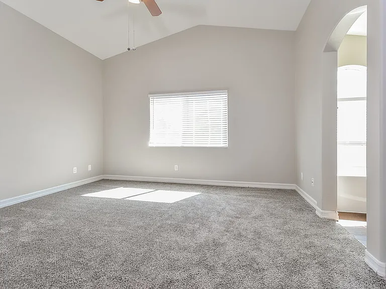2401 Cypress Island Ct — Photo 9