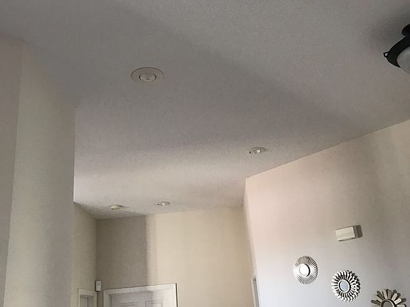 4th image of 5805 Willis Ct