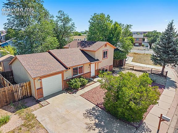 2nd image of 4960 Dover Dr