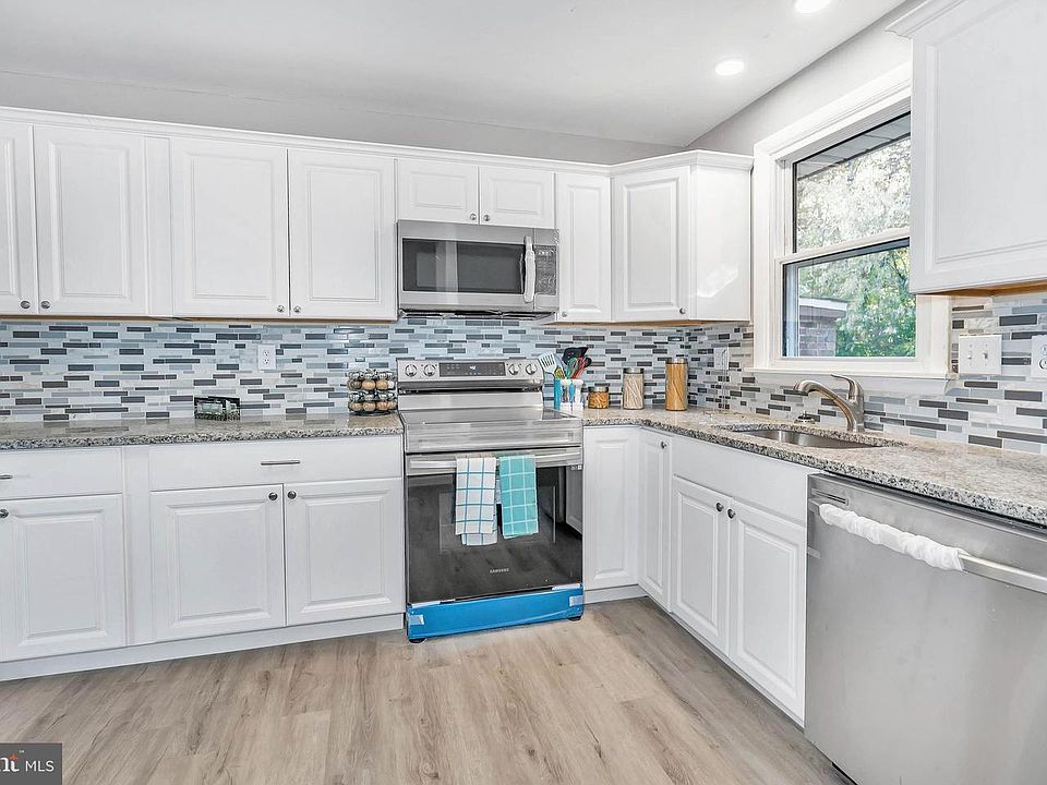 1st image of 601 Smyrna Ave
