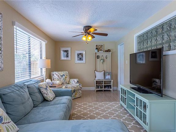 5th image of 3200 Carnine Dr