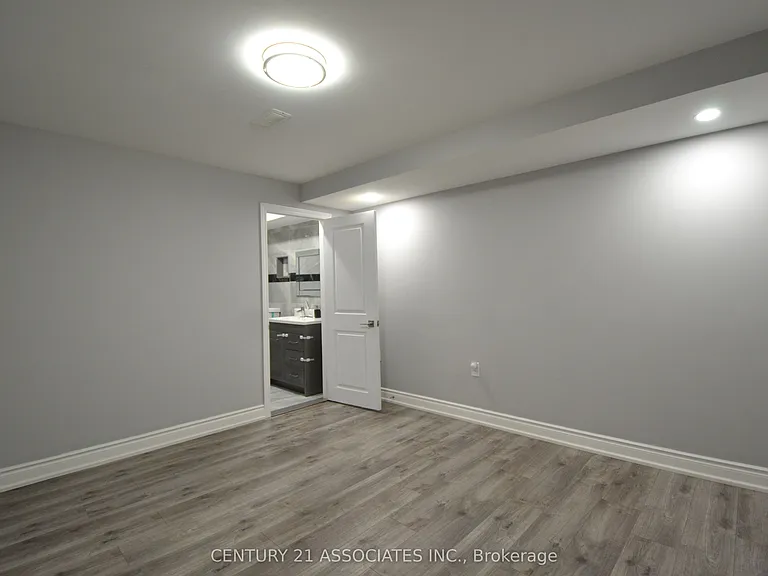 92 Nashville Cir — Photo 12