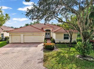 5252 NW 51st St, Coconut Creek, FL 33073