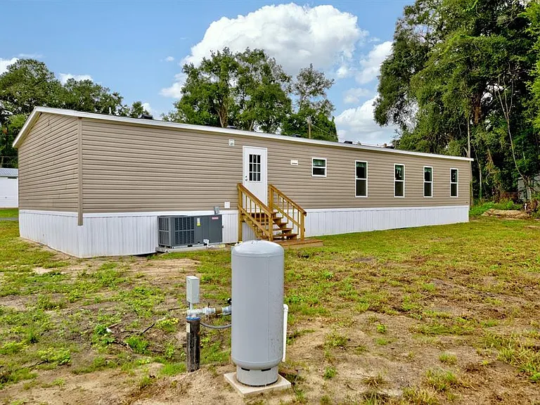 8595 NW 13th Ct — Photo 36