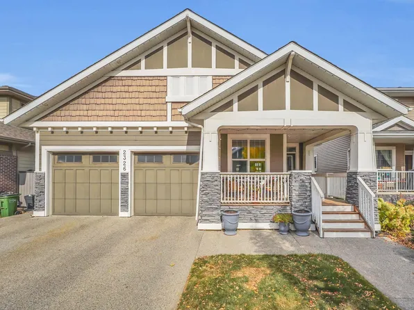 2326 Frezenberg Ave NW, Edmonton, AB T5E 5R9
