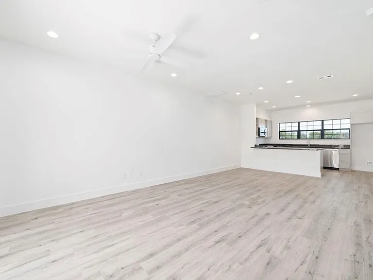 4418 S Kirkwood Rd #11932 — Photo 2