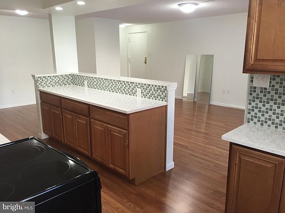 5th image of 10210 Bushman Dr APT 303