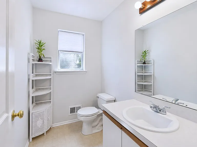 9 Netty St — Photo 15