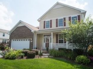 1737 Pin Oak Ln, Elgin, IL 60120