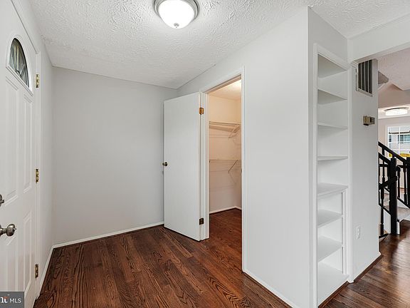 4th image of 13634 Clarendon Springs Ct