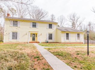 523 Morgan Ln, Warsaw, VA 22572