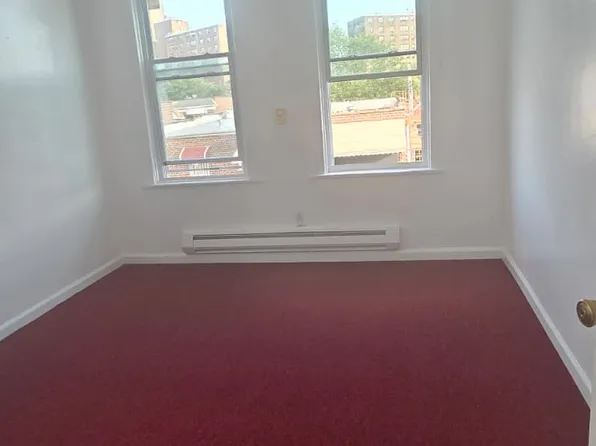 (undisclosed Address), Bronx, NY 10473