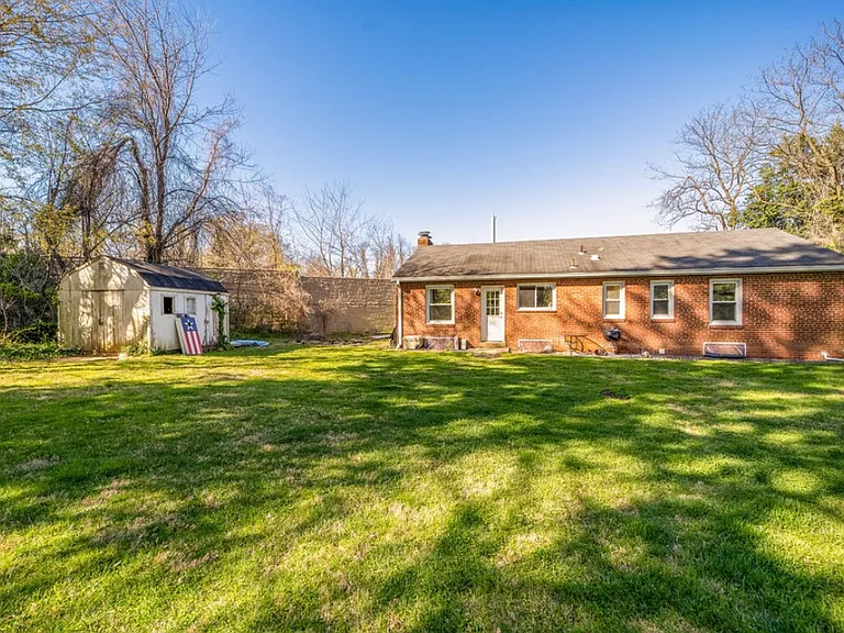 2227 Grayson Pl — Photo 37