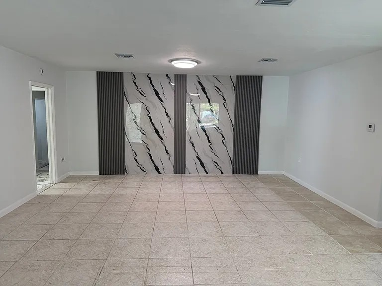 12901 NW 2nd Ave — Photo 3