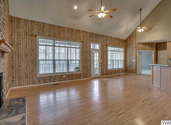 5th image of 18267 Pemberton Dr