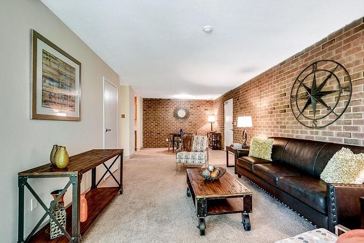 Queen Anne's Gate Apartments