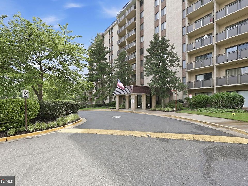 1st image of 3101 S Manchester St APT 914