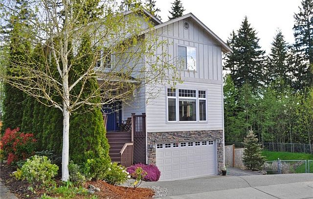 1st image of 1426 195th St SW