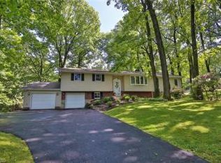 218 Mountain Park Rd, Allentown, PA 18103