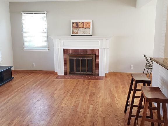 2nd image of 230 W Cherry Ave