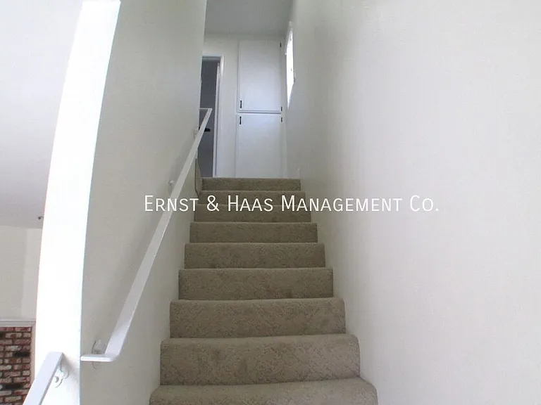 8621 1/2 Cedar St — Photo 11