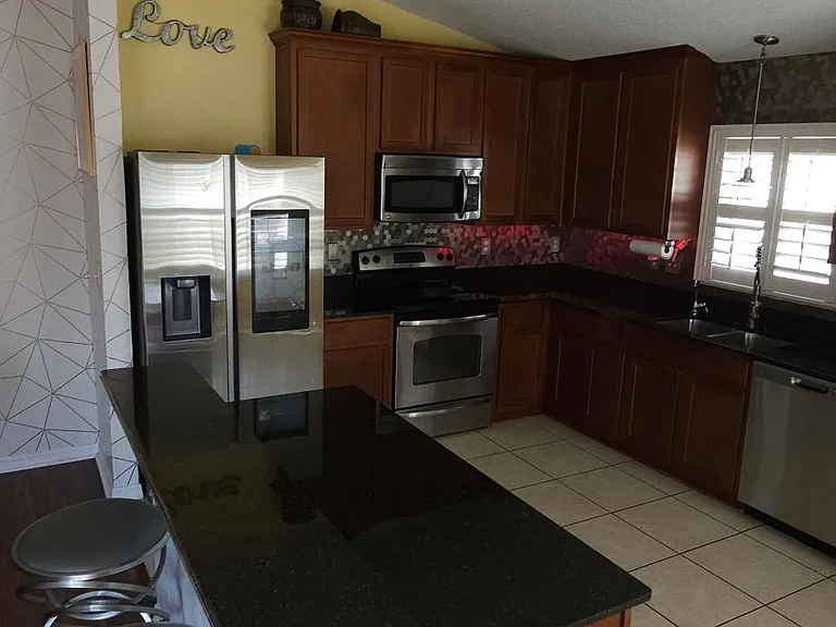 3926 Constantine Loop — Photo 14