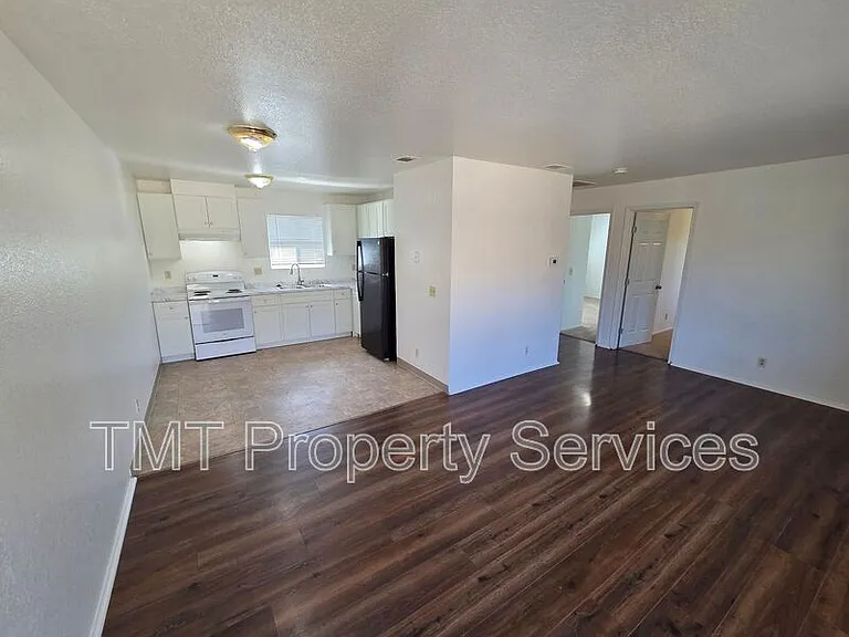 228 McFarland St #6 — Photo 5