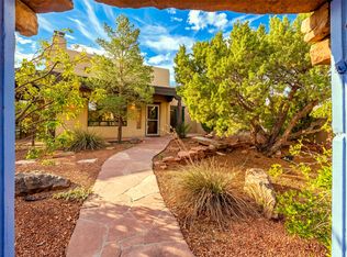 7 W Azulejo Ct, Santa Fe, NM 87508