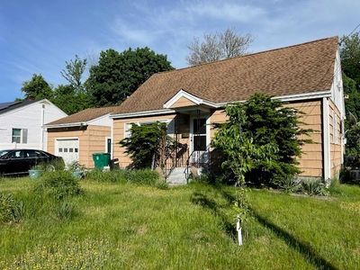 151 Bunker Hill Ave, Lowell, MA, 01850
