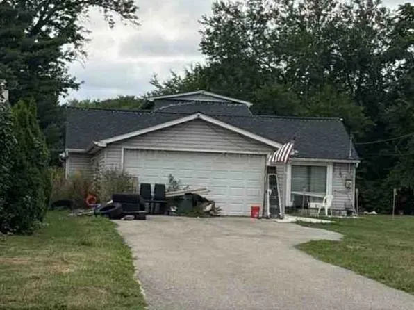 11771 Hartel St, Livonia, MI 48150