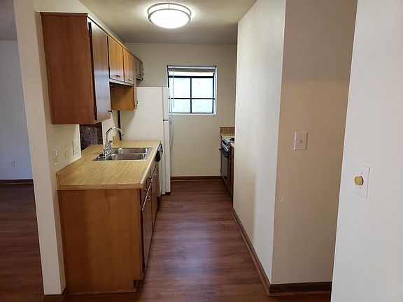 3rd image of 2179 Victory Garden Ln