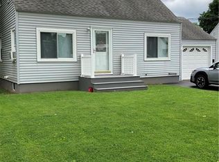 12 Wind Pl, Whitesboro, NY 13492