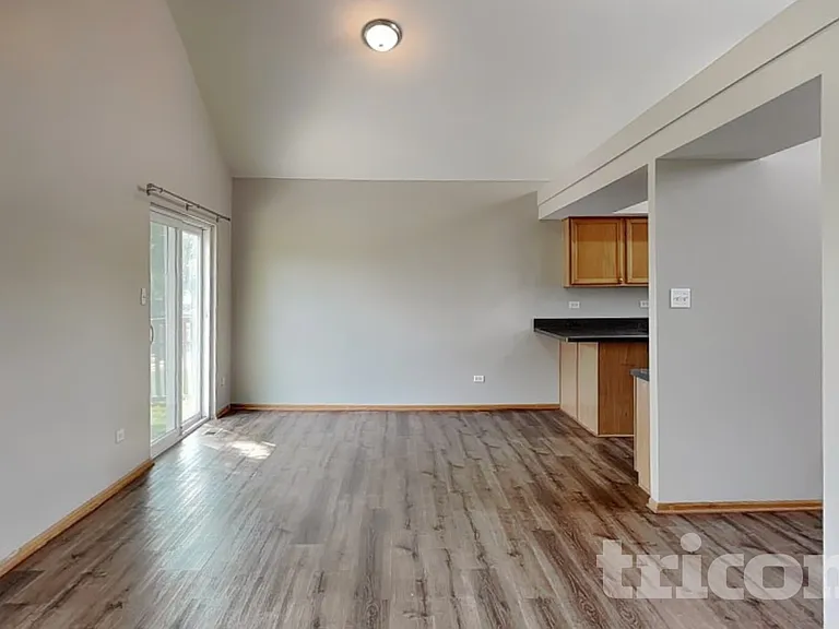 2302 Timber Trl — Photo 4