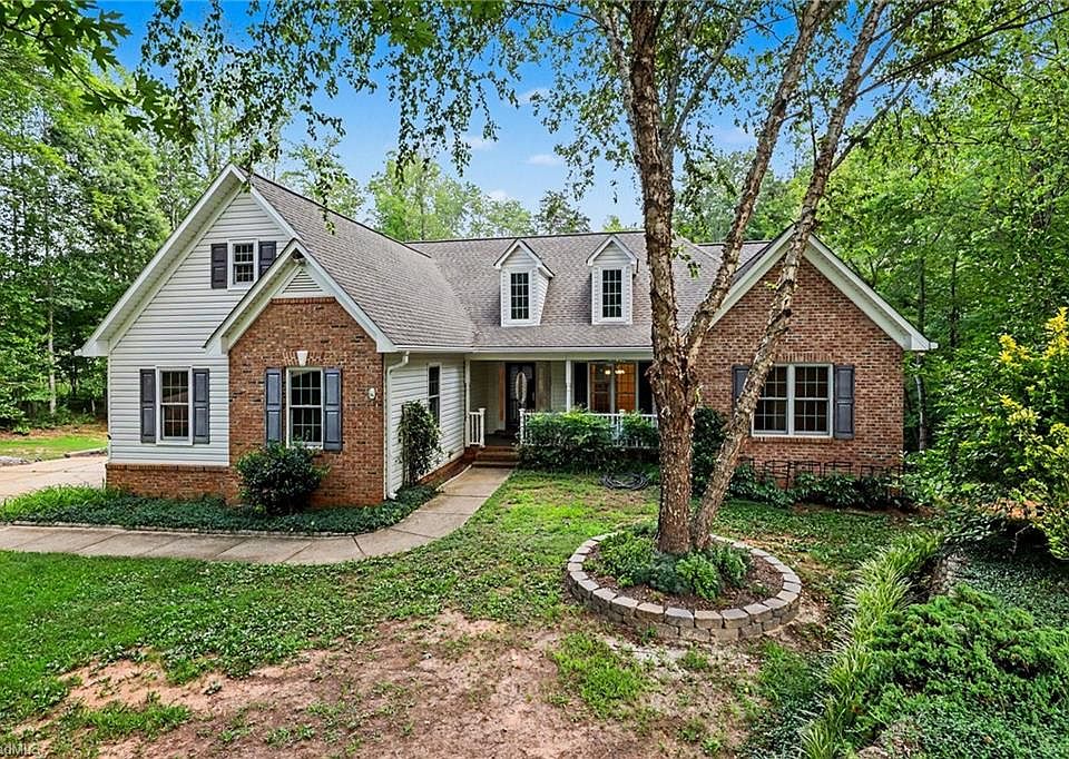 1st image of 8602 Winding Hill Dr