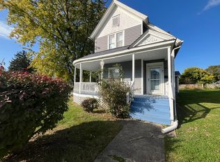 802 2nd Ave, Aurora, IL 60505