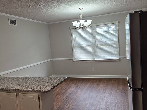 5th image of 1604 Dalloz Rd APT B