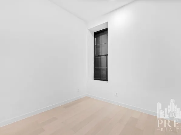 161 East 89th Street image 11 of 22