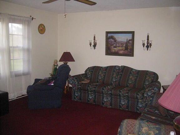 2nd image of 251 Shawna Ln