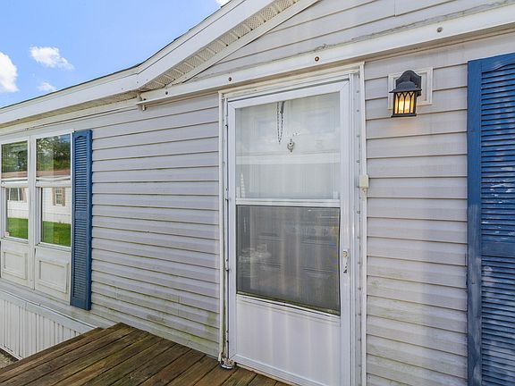 5th image of 1102 Apple Blossom Ln