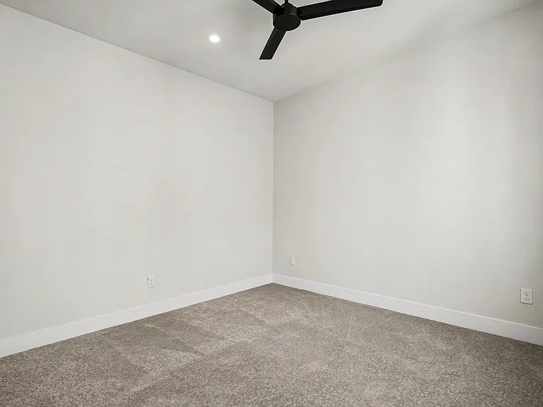 1370 Lowell Blvd — Photo 23