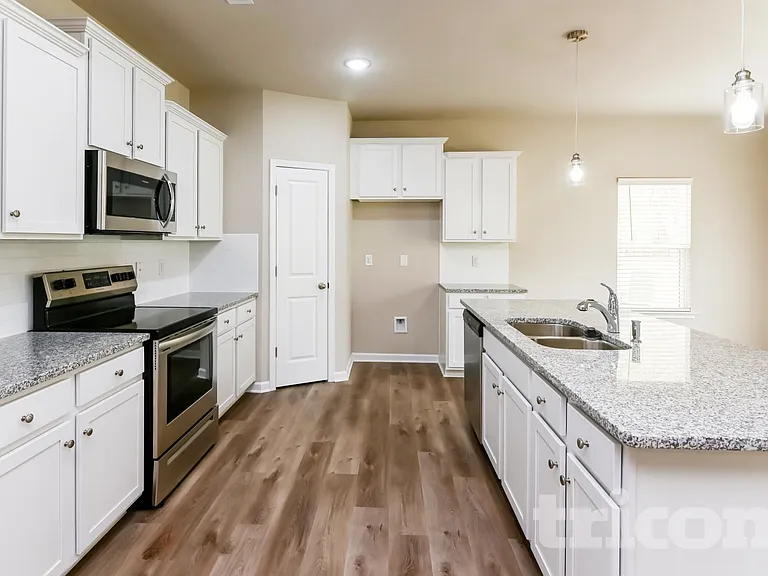205 Spring Knoll Dr — Photo 6