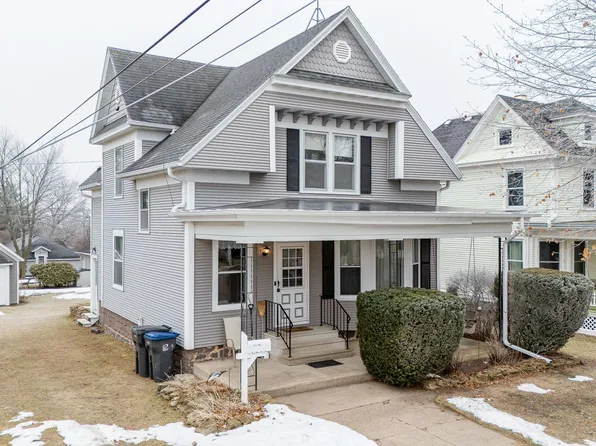 236 E Park Ave, Berlin, WI 54923