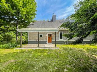 26 Jordan Dr, Gorham, ME 04038
