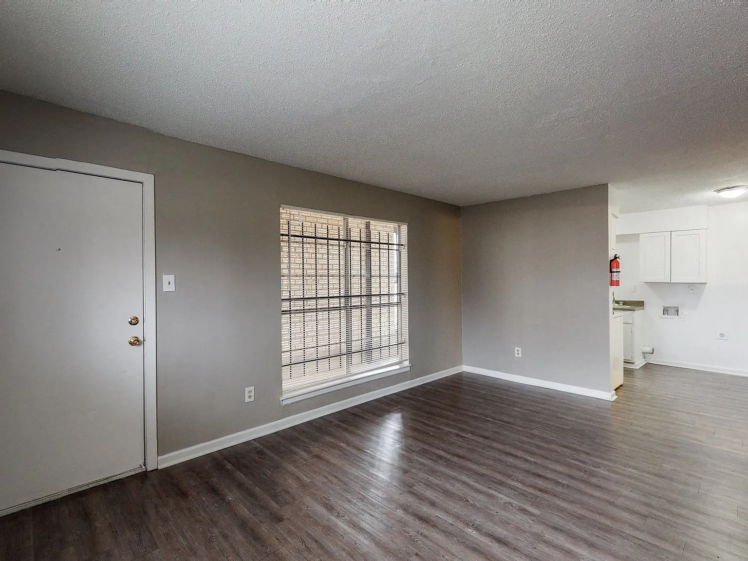 Barron Court — Photo 4