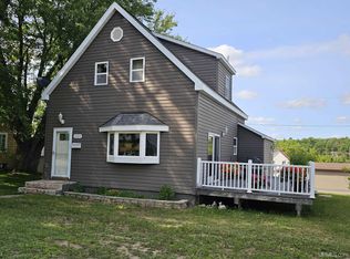 1009 Forest St, Niagara, WI 54151