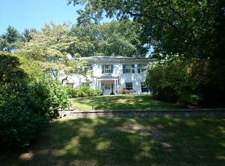 15 Rangeley Rd, Brookline, MA 02467