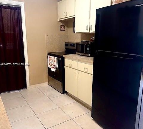 2nd image of 1481 SW 7th Ter