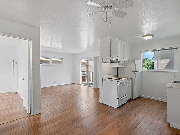 2nd image of 506 Richmond Dr #3